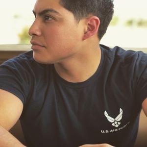 Meet your Posher, Jairo